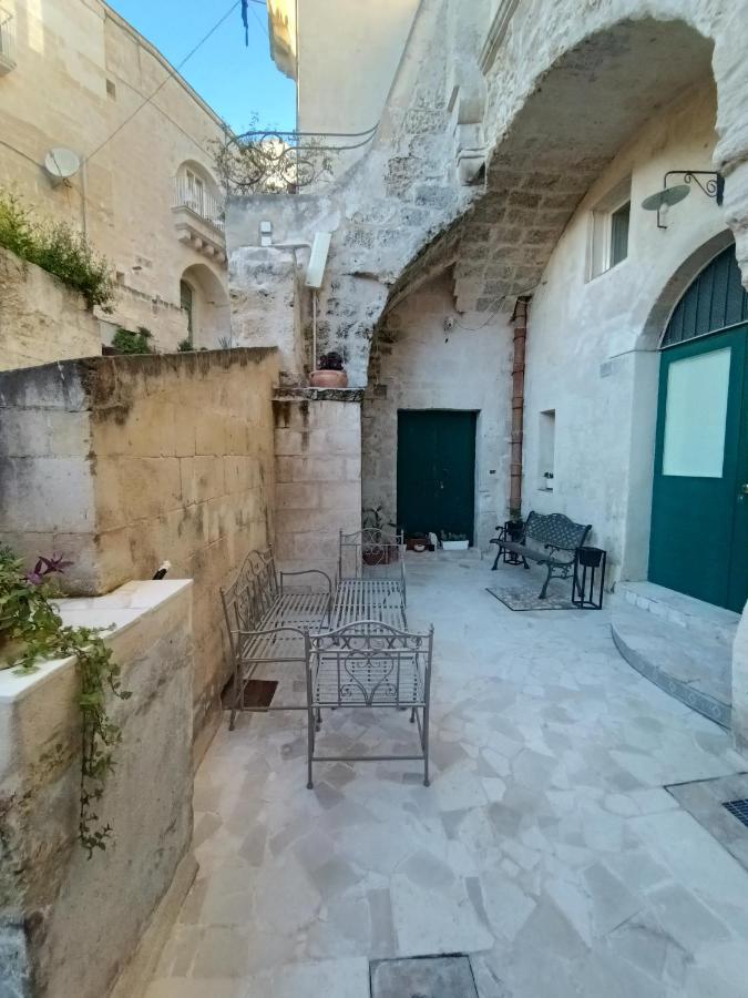 Casa Masiello La Casa Tipica Dei Sassi Di Matera Luaran gambar